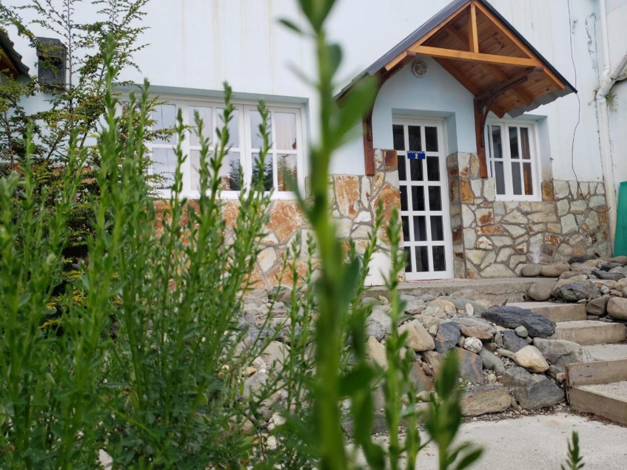 Departamentos Del Bosque Ushuaia Exterior foto